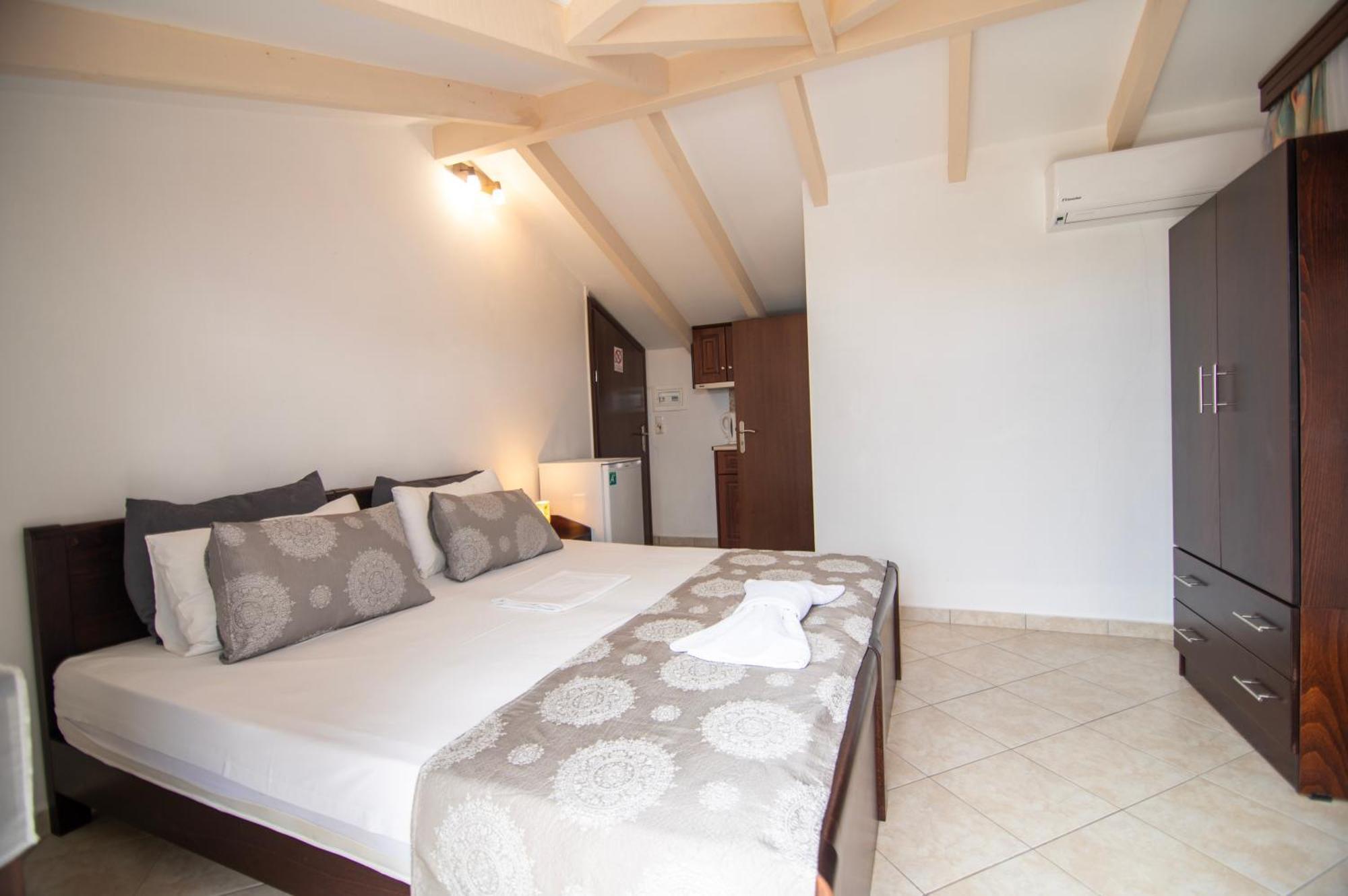 Hotelsunnybeachgr Perdika  Exterior photo